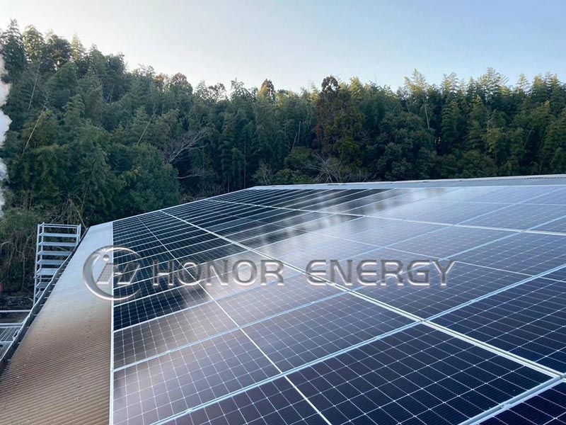 Mini Rail lightweight photovoltaic roof mounting system