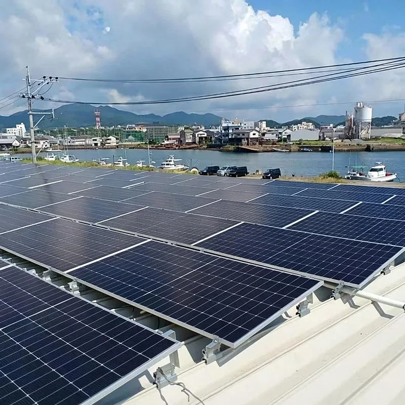 Montaż na dachu solarnym